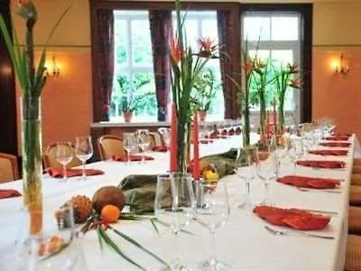 Hahnenkamp Hotel 3*